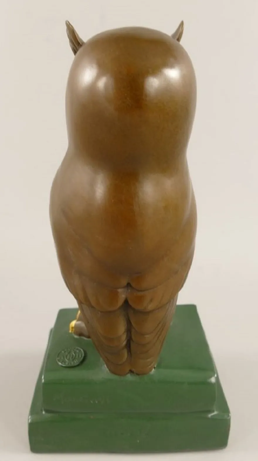 Casa Padrino Bronze Deko Figur Eule auf Büchern H. 22 cm - Schreibtisch Deko Skulptur