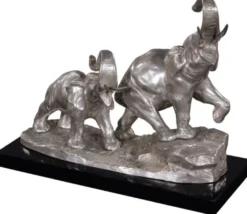 Casa Padrino Bronze Elefanten auf Holzsockel Silber / Schwarz 42 x 17 x H. 33 cm - Luxus Deko Bronzefiguren