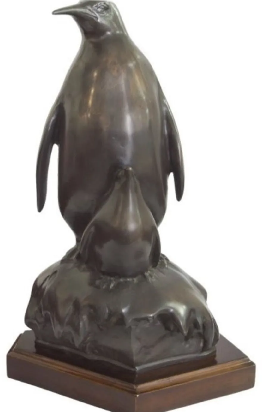 Casa Padrino Bronzefigur Pinguin Mutter mit Kind Bronze / Braun 22 x 15 x H. 33 cm - Luxus Skulptur