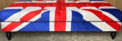 Casa Padrino Chesterfield Sitzbank mit England UK Flagge 160 x 65 x H. 43 cm - Chesterfield Wohnzimmer Bank - Chesterfield Wohnzimmer Möbel