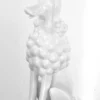 Casa Padrino Dekofigur Pudel Hund Weiß H. 63 cm - Wetterbeständige Deko Skulptur - Wohnzimmer Deko - Garten Deko - Terrassen Deko
