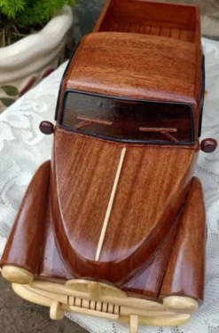 Casa Padrino Deko Oldtimer Pickup Auto Braun / Naturfarben 40 x 23 x H. 18 cm - Handgefertigtes Holz Auto - Wohnzimmer Deko - Schreibtisch Deko - Deko Accessoires