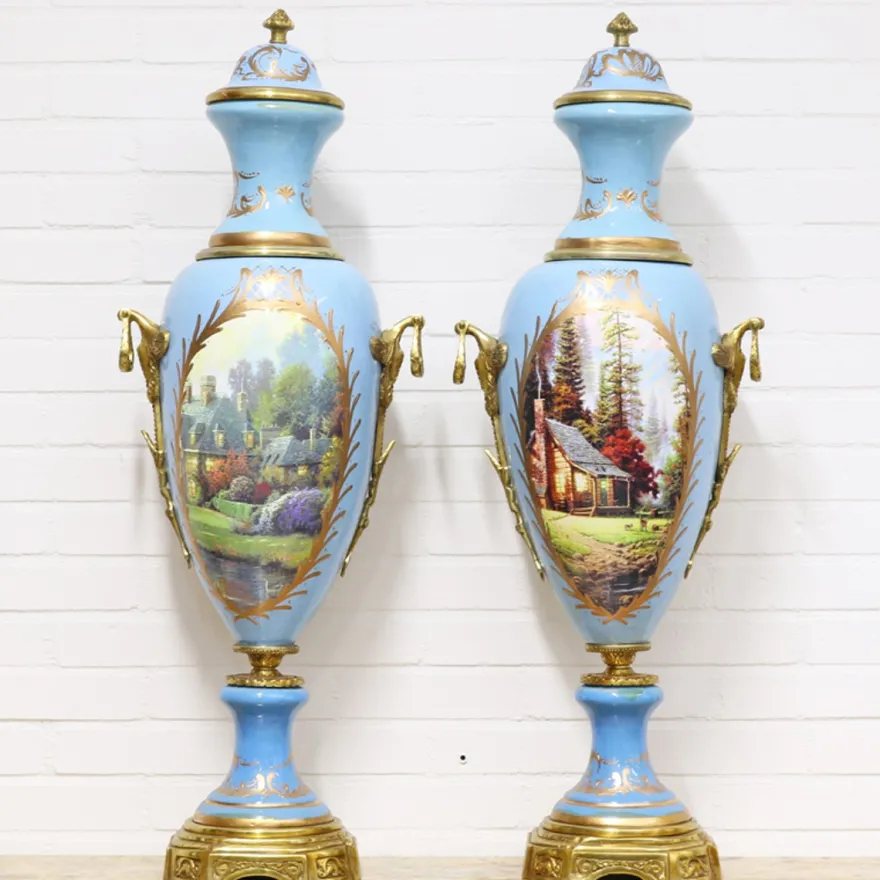 Casa Padrino Deko Vasen Hellblau / Gold 30 x H. 100 cm - Barockstil Porzellan Vasen Set