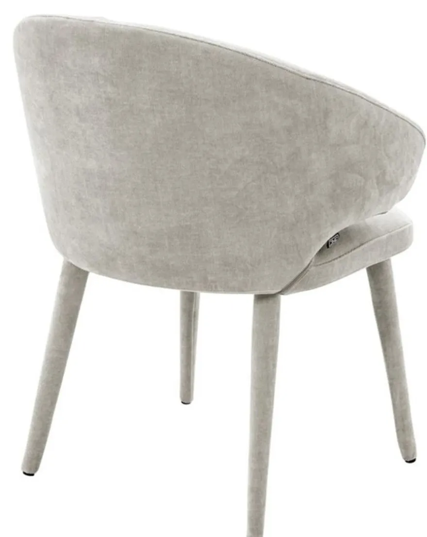 Casa Padrino Designer Esszimmerstuhl mit Armlehnen in Sandfarben 62 x 55 x H. 79 cm