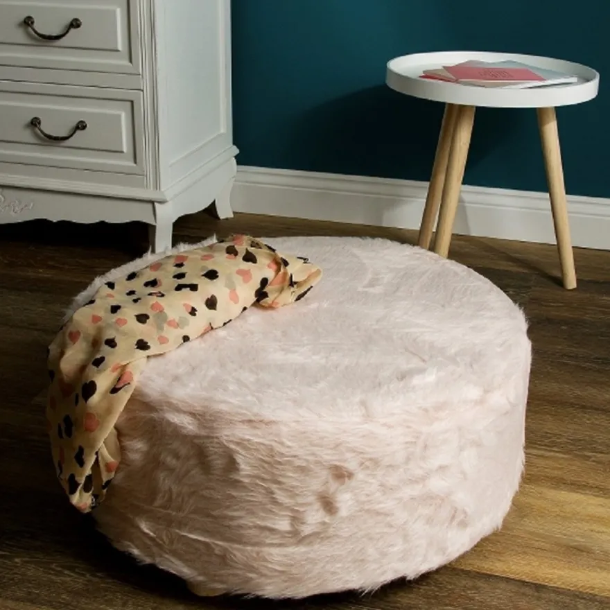 Casa Padrino Designer Fellhocker Rosa Ø 50 x H. 21 cm - Runder Hocker mit Kunstfell