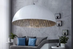 Casa Padrino Designer Pendelleuchte Modern, Edelstahl und Aluminium, Weiß / Silber, Durchmesser 70 cm