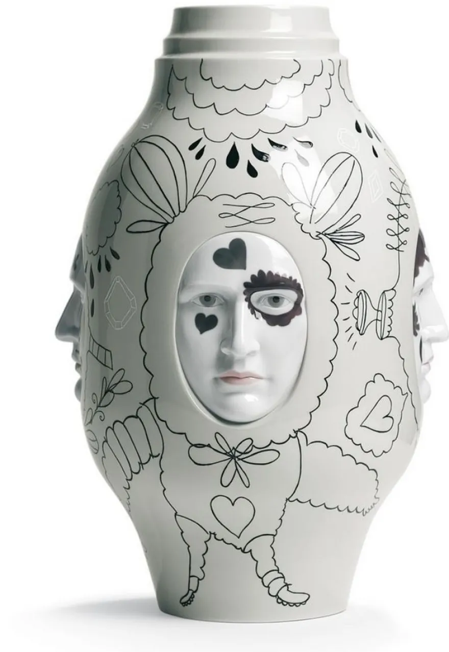 Casa Padrino Designer Porzellan Vase Beige / Schwarz Ø 31 x H. 52 cm - Handgefertigte & Handbemalte Luxus Dekoration