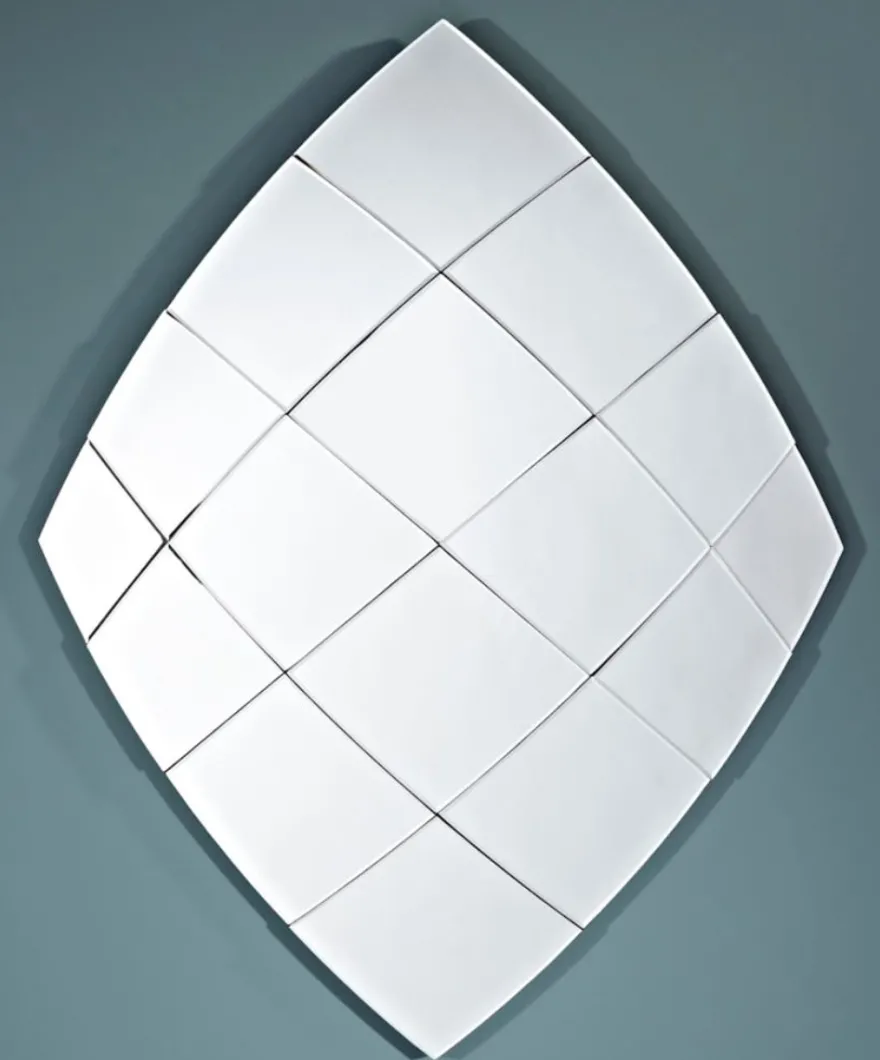 Casa Padrino Designer Spiegel im Diamanten Design 97 x H. 125 cm - Luxus Kollektion