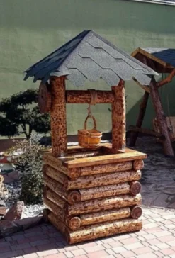 Casa Padrino Gartenbrunnen Rustikal aus massivem Eichenholz mit Schöpfeimer - 100 x 100 x 230 cm