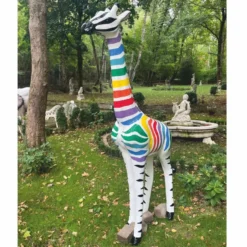 Casa Padrino Garten Deko Skulptur Giraffe Weiß / Bunt H. 205 cm - Garten Deko Figur