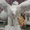 Casa Padrino Gartendeko Skulptur Adler Grau 180 x 70 x H. 92 cm - Große Garten Deko Stein Figur - Garten Stein Skulpturen - Garten Deko Accessoires