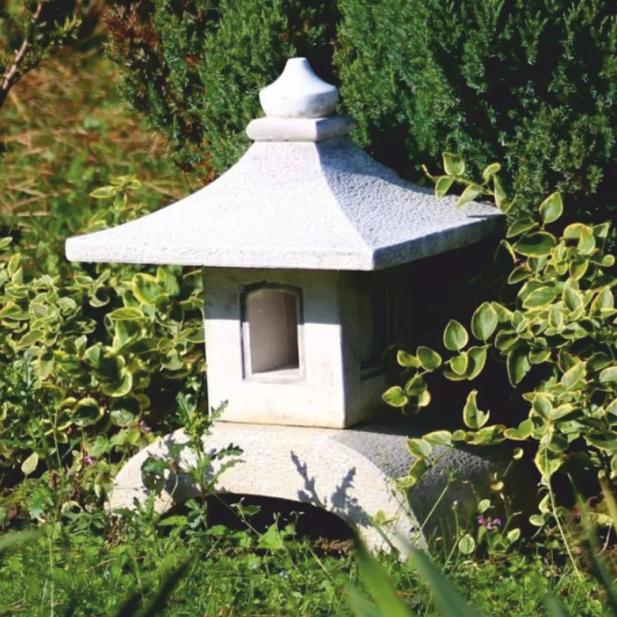 Casa Padrino Garten Leuchte im Japanischen Stil Pagode Weiß H. 53 cm - Garten Beleuchtung