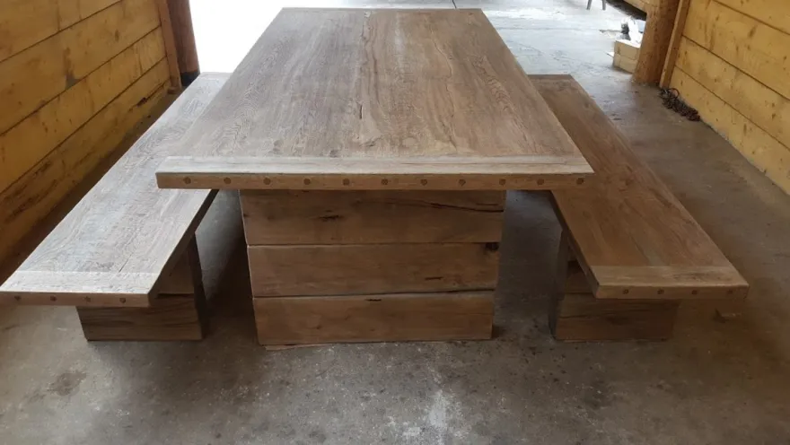 Casa Padrino Gartenmöbel Set Rustikal - Tisch + 2 Garten Bänke (Länge 200 cm) - Eiche Massivholz - Echtholz Möbel Massiv