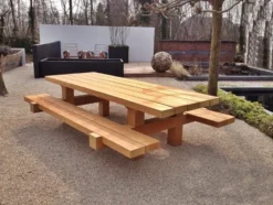 Casa Padrino Gartenmöbel Set Rustikal Tisch + 2 Garten Bänke 180 x ca. 155 x H80 - Eiche Massivholz