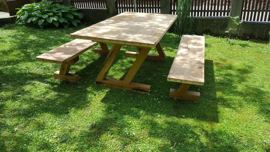 Casa Padrino Gartenmöbel Set Rustikal - Tisch + 2 Garten Bänke (Länge: 200 cm) - Eiche Massivholz - Modell Z