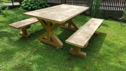 Casa Padrino Gartenmöbel Set Rustikal mit Kreuzgestell - Tisch + 2 Garten Bänke (Länge: 200 cm) - Eiche Massivholz