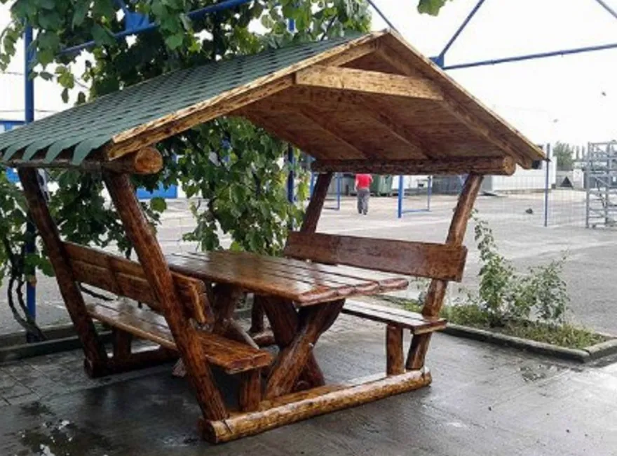 Casa Padrino Garten Pavillon Rustikal mit Tisch und 2 Gartenbänken - Eiche Massivholz - Überdachtes Gartenmöbel Set - 200 x 175 x 220 cm