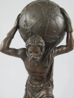 Casa Padrino Jugendstil Bronze Skulptur Mann mit Kugel Bronzefarben / Schwarz 15 x 15 x H. 33 cm - Bronzefigur - Dekofigur - Schreibtisch Deko Accessoires