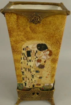 Casa Padrino Jugendstil Deko Vase Mehrfarbig / Messing 15 x 10 x H. 34 cm - Porzellan Blumenvase - Barock & Jugendstil Deko Accessoires