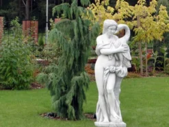 Casa Padrino Jugendstil Garten Deko Skulptur Frau mit Schwan Weiß / Grau 41 x 39 x H. 160 cm - Elegante Garten Deko Stein Figur - Barock & Jugendstil Garten Deko Accessoires