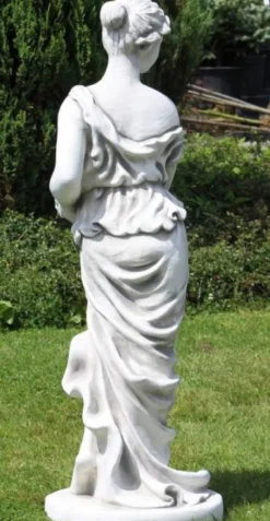 Casa Padrino Jugendstil Garten Deko Skulptur Frau mit Muschel Grau 44 x 44 x H. 138 cm - Elegante Garten Deko Stein Figur - Barock & Jugendstil Garten Deko Accessoires