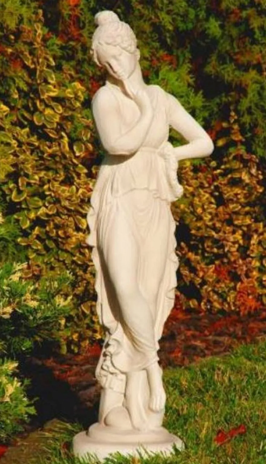 Casa Padrino Jugendstil Garten Deko Skulptur Dame Sandfarben H. 67 cm - Elegante Garten Deko Stein Figur - Barock & Jugendstil Garten Deko Accessoires