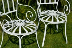 Casa Padrino Jugendstil Garten Stuhl Weiß 47 x 47 x H. 94 cm - Handgefertigter Schmiedeeisen Stuhl mit Armlehnen - Nostalgische Schmiedeeisen Garten & Terrassen Möbel