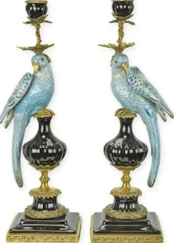Casa Padrino Jugendstil Kerzenhalter Set Papageien Blau / Schwarz / Messing 16,1 x 12,8 x H. 48 cm - Porzellan Kerzenständer - Hotel & Restaurant Accessoires - Barock & Jugendstil Deko Accessoires