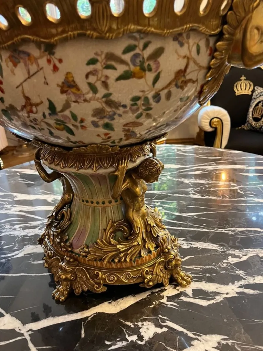 Casa Padrino Jugendstil Porzellan Schüssel Mehrfarbig / Messing 63 x 38 x H. 41 cm - Prunkvolle Porzellan Schale - Barock & Jugendstil Deko Accessoires