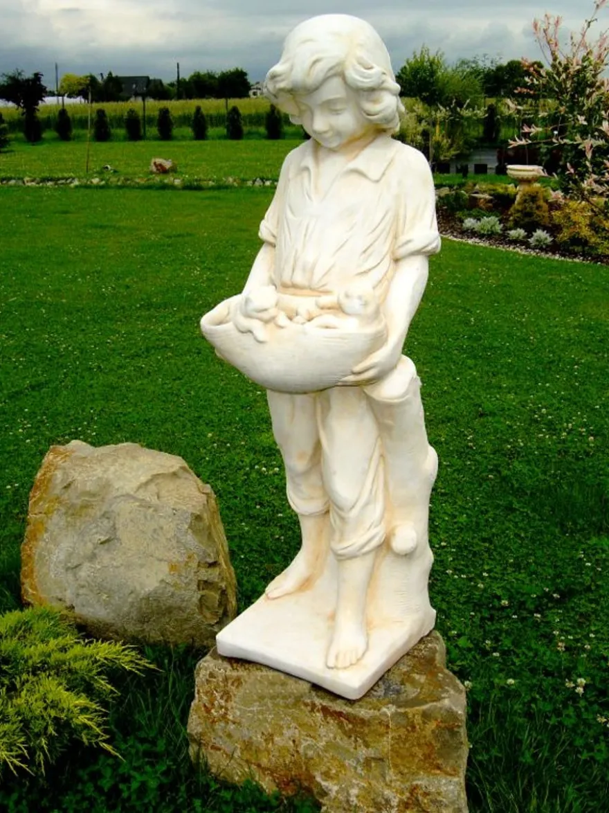 Casa Padrino Jugendstil Skulptur Junge mit Katzenkindern 34 x H 118 cm Antikstil - Barock Gartendeko