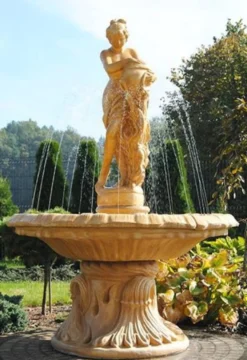Casa Padrino Jugendstil Springbrunnen Frau mit Krug Beige Ø 155 x H. 218 cm - Prunkvoller Gartenbrunnen - Gartendeko Brunnen - Barock & Jugendstil Garten Deko Accessoires