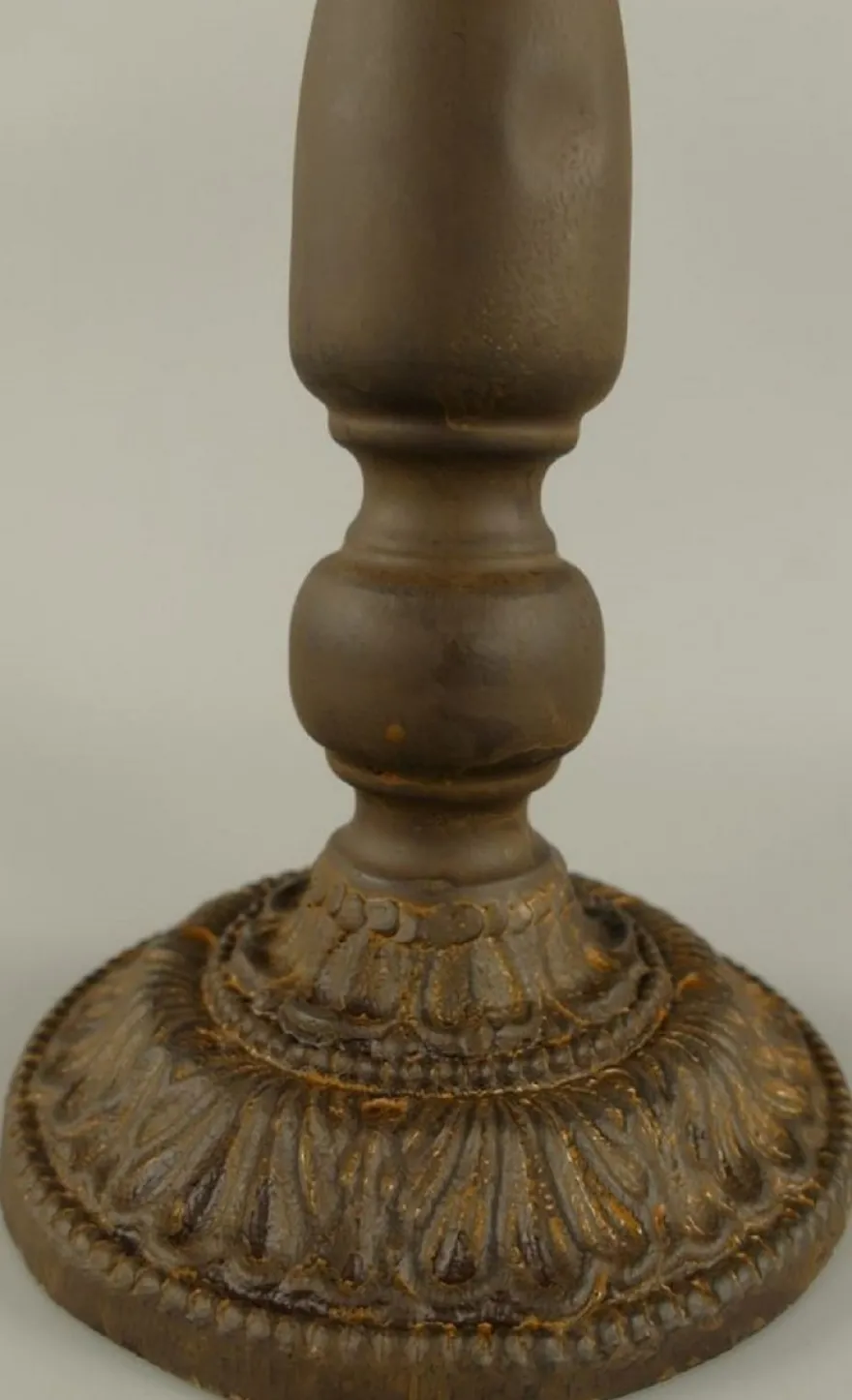 Casa Padrino Jugendstil Vogeltränk mit 2 dekorativen Vögelchen Antik Braun 27 x 27 x H. 28 cm - Kleines Metall Vogelbad - Gartendeko