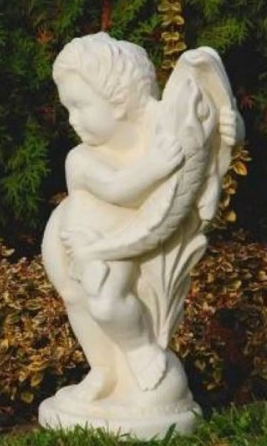 Casa Padrino Jugendstil Wasserspeier Skulptur Junge mit Fisch Sandfarben H. 48 cm - Elegante Wasserspeier Stein Figur - Barock & Jugendstil Garten Deko Accessoires
