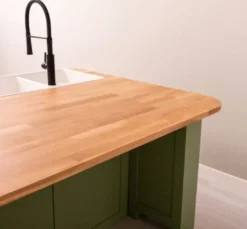 Casa Padrino Küchenschrank im Landhausstil mit Eichenholzplatte, 208 x 140 x 90 cm