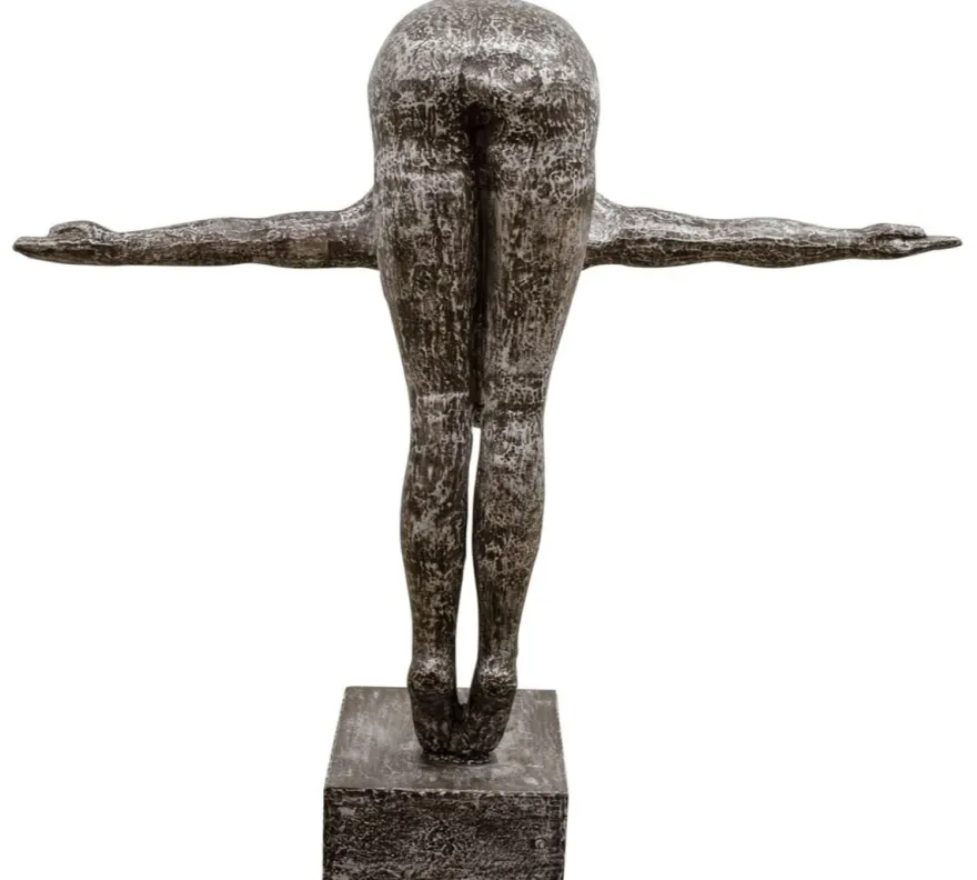 Casa Padrino Kunstspringer Skulptur Silber / Schwarz 157 x 54 x H. 135 cm - Luxus Deko Turmspringer Figur