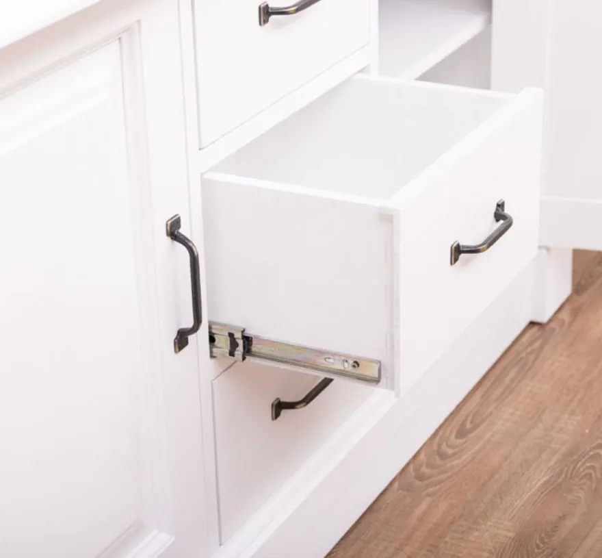 Casa Padrino Landhausstil Badezimmer Set Weiß / Naturfarben - 1 Doppelwaschtisch & 1 Wandspiegel - Massivholz Badezimmermöbel im Landhausstil