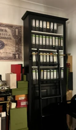 Casa Padrino Landhausstil Bücherschrank mit Leiter Schwarz / Weiß H. 260 cm - Landhausstil Möbel