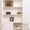 Casa Padrino Landhausstil Bücherschrank / Regalschrank Weiß 110 x 39 x H. 210 cm - Wohnzimmerschrank mit 2 Türen