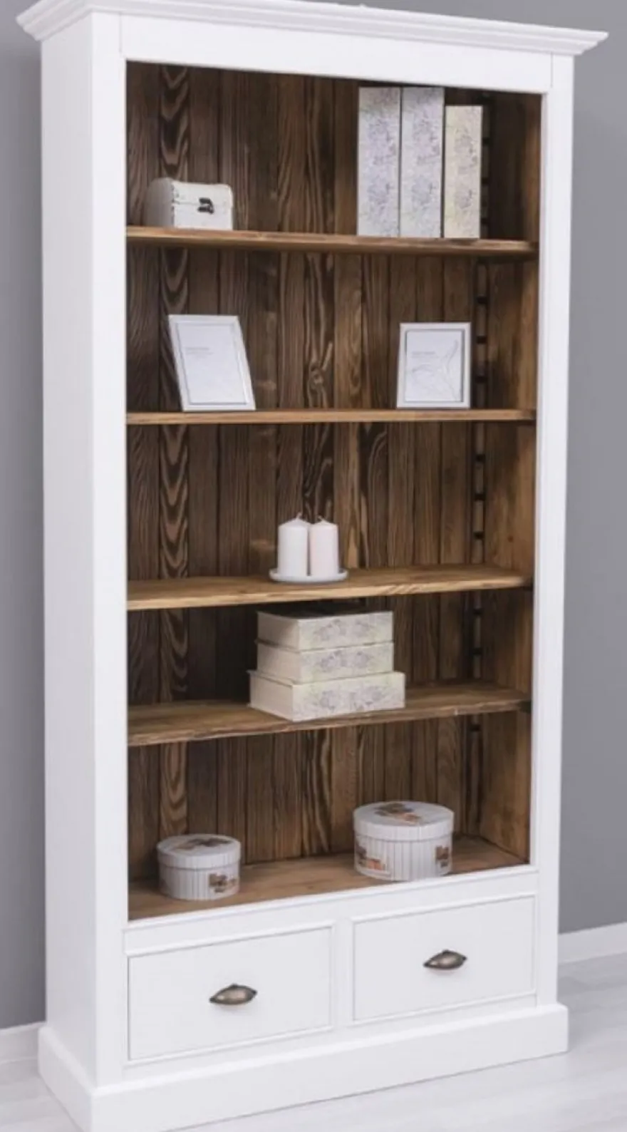 Casa Padrino Landhausstil Bücherschrank Weiß / Braun 109 x 39 x H. 210 cm - Massivholz Schrank - Regalschrank - Wohnzimmerschrank - Büroschrank - Landhausstil Möbel