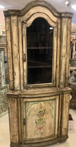 Casa Padrino Landhausstil Eckschrank Vintage Handbemalt 95 x 65 x H. 200 cm - Massivholz Schrank mit 2 Türen - Küchenschrank - Landhausstil Möbel Schrank Ecke