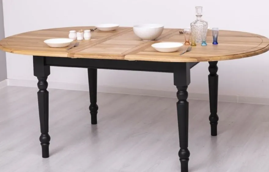 Casa Padrino Landhausstil Esstisch Naturfarben / Schwarz 160-200 x 120 x H. 78 cm - Ovaler ausziehbarer massivholz Küchentisch mit Eichenholz Tischplatte - Esszimmer Möbel im Landhausstil