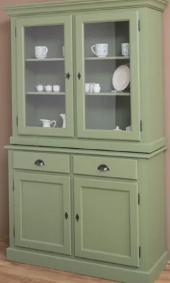 Casa Padrino Landhausstil Esszimmerschrank Grün 126 x 45 x H. 200 cm - Massivholz Küchenschrank - Esszimmermöbel im Landhausstil - Landhausstil Einrichtung - Esszimmer Einrichtung