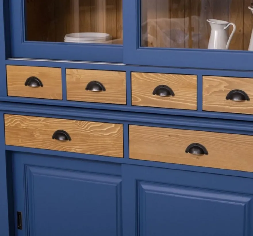 Casa Padrino Landhausstil Esszimmerschrank Blau / Naturfarben 142 x 48 x H. 225 cm - Massivholz Küchenschrank - Landhausstil Esszimmer Möbel