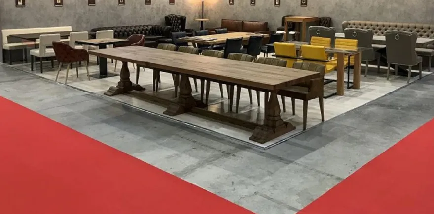 Casa Padrino Landhausstil Esstisch Braun - Verschiedene Größen - Rustikaler Massivholz Küchentisch - Rustikale Massivholz Esszimmer Möbel - Landhausstil Esszimmer Möbel