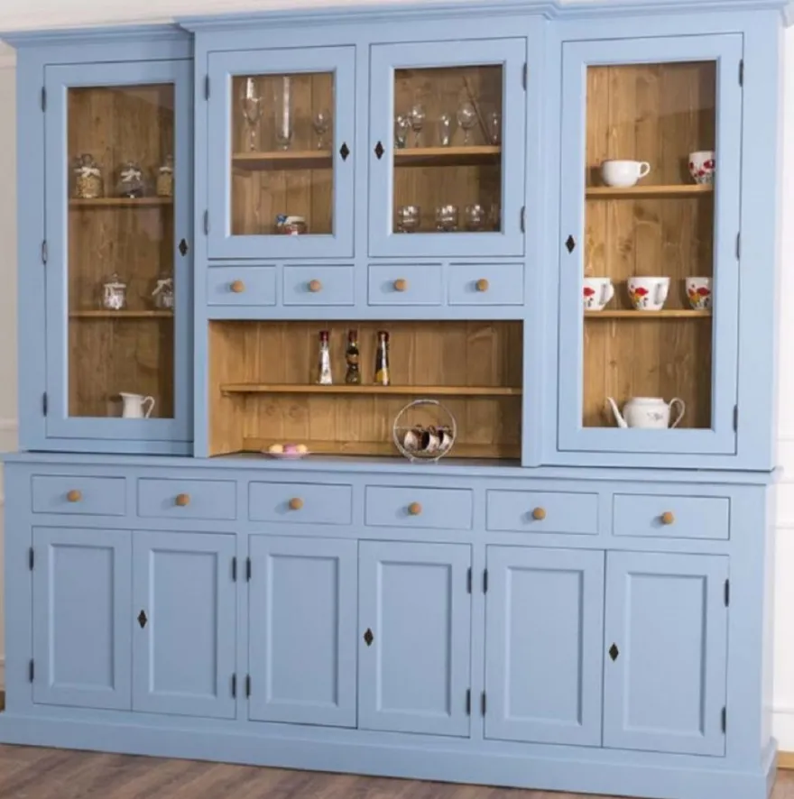 Casa Padrino Landhausstil Esszimmerschrank Hellblau / Naturfarben 245 x 47 x H. 225 cm - Massivholz Küchenschrank - Esszimmer Möbel im Landhausstil - Landhausstil Esszimmer Einrichtung