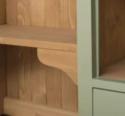 Casa Padrino Landhausstil Küchenschrank Grün / Braun 137 x 50 x H. 197 cm - 2 Teiliger Küchenschrank mit 5 Türen und 7 Schubladen - Landhausstil Küchenmöbel