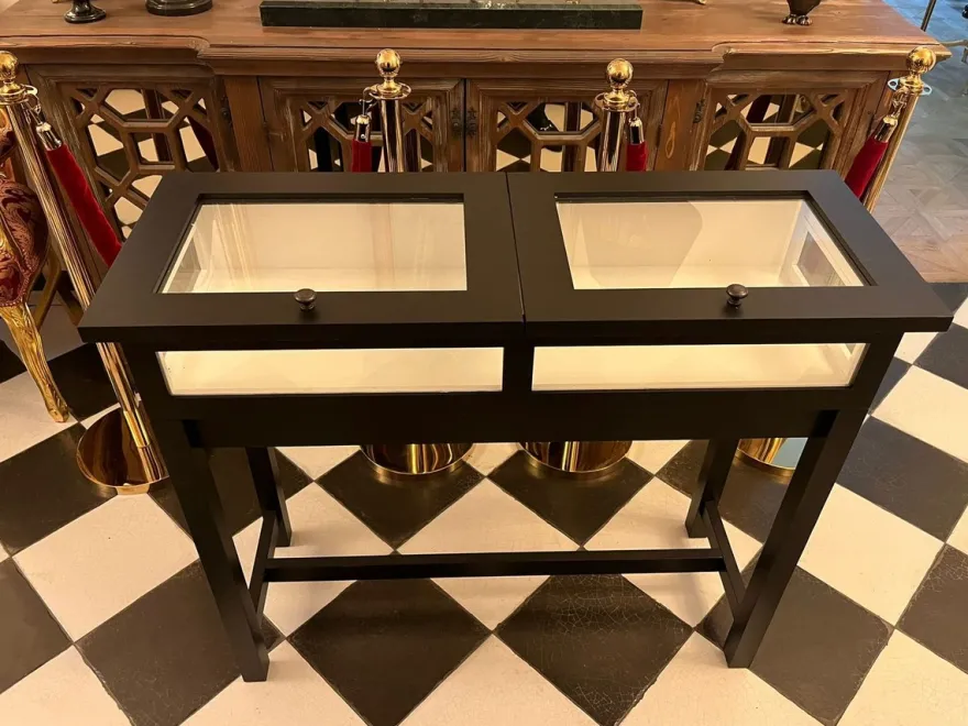 Casa Padrino Landhausstil Ladenvitrine Schwarz / Weiß 110 cm