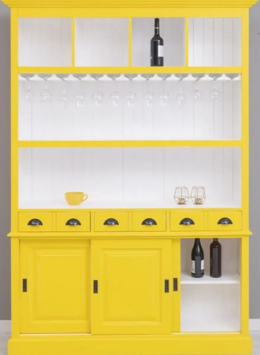 Casa Padrino Landhausstil Massivholz Barschrank Gelb / Weiß 151 x 36 x H. 210 cm - Massivholz Weinschrank im Landhausstil - Massivholz Bar Möbel - Landhausstil Bar Möbel