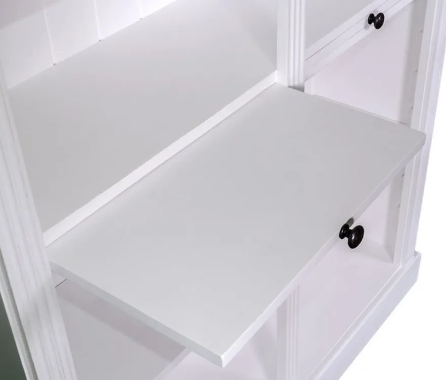 Casa Padrino Landhausstil Regalschrank Weiß 119 x 39 x H. 197 cm aus massivem Kiefernholz und Metall