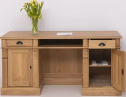 Casa Padrino Landhausstil Schreibtisch Naturfarben 160 x 70 x H. 78 cm - Massivholz Bürotisch mit 2 Türen und 2 Schubladen - Massivholz Möbel - Büro Möbel im Landhausstil - Landhausstil Möbel